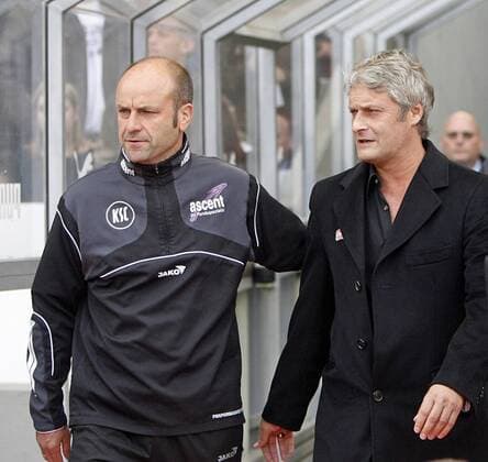 VfB Stuttgart 21.09.2008, 1. Fussball-Bundesliga, VfB Stuttgart - Karlsruher SC (3:1): v.l. Edmund Becker (Trainer Karlsruher SC), Armin Veh (Trainer VfB Stuttgart).