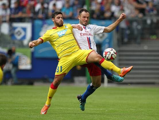 Kevin Volland, Heiko Westermann Aktion Spielszene Zweikampf Fußball Fussball erste 1.Bundesliga Herren Saison 2014 2015 19.10.2014 Hamburger SV HSV vs. TSG Hoffenheim 1899