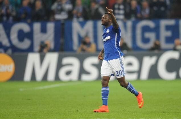 21.10.2014, xFUx, Fussball Champions League, FC Schalke 04 - Sporting Lissabon, v.l. Chinedu Obasi (FC Schalke 04) Torjubel, Goal celebration, celebrate the goal zum 1:1
