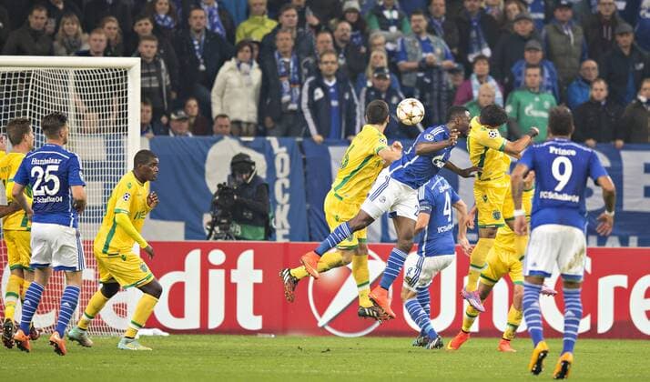 Gelsenkirchen, 21.10.2014, Veltins Arena, Fußball Tor zum 1:1 durch Chinedu Obasi (S04) FC Schalke 04 - Sporting Lissabon