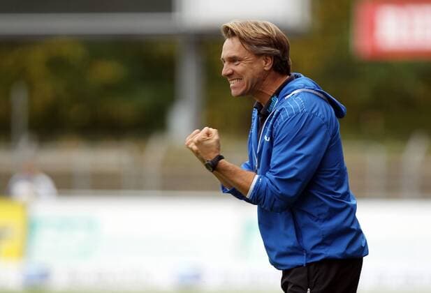 Fußball, Trainerhistorie, Stuttgarter Kickers Stuttgarter Kickers Deutschland, Reutlingen, 25.10.2014, Fussball, 3. Liga, Saison 2014 2015; Stuttgarter Kickers - FC Energie Cottbus: Horst Steffen (Trainer Stuttgarter Kickers).