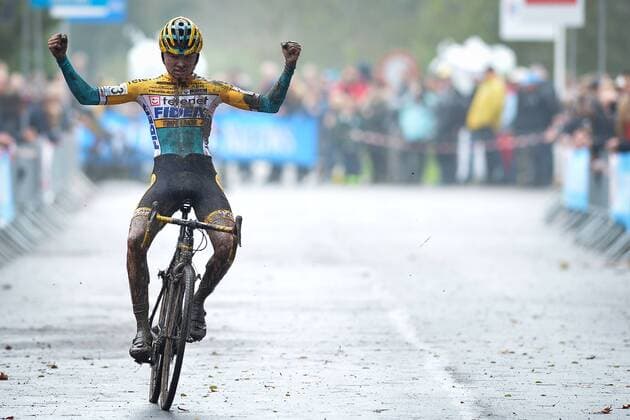 - KRUIBEKE, BELGIUM: Belgian Gianni Siebens celebrates as he crosses the finish line to win the second edition of the Poldercross cyclocross cycling race in Bazel, Kruibeke, Saturday 25 October 2014. DAVIDxSTOCKMAN  04489444