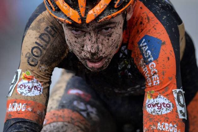 - KRUIBEKE, BELGIUM: Belgian Wout Van Aert pictured in action during the second edition of the Poldercross cyclocross cycling race in Bazel, Kruibeke, Saturday 25 October 2014. DAVIDxSTOCKMAN  Aufmacher 04489429
