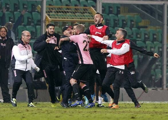 Serie A, AC Chievo Verona - US Palermo Jubel DI LUCA RIGONI, coach GIUSEPPE IACHINI xHOCHxZWEIx xItalyxPhotoxPressx 