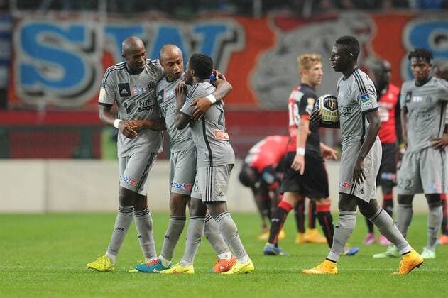 bagarre generale apres une altercation entre Brice Djadjedje (Marseille) et Paul Georges Ntep (Rennes) Andre Ayew (Marseille) Rod Fanni (Marseille) FOOTBALL : Rennes vs Marseille - Coupe de la Ligue - 29 10 2014 N.LeGouic FEP Panoramic 