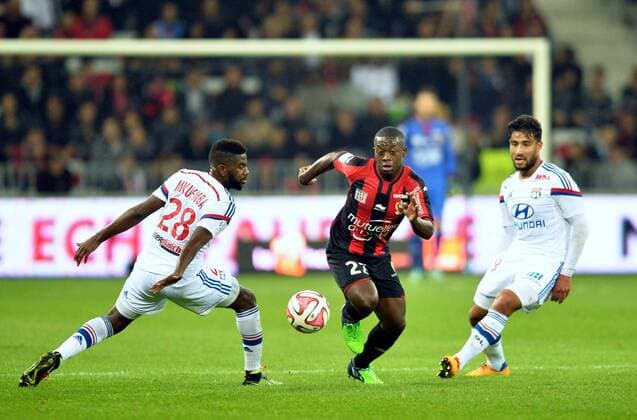 Nampalys Mendy (nic) - Nabil Fekir (lyo) FOOTBALL : Nice vs Lyon - Ligue 1 - 01 11 2014 AnthonyBIBARD FEP Panoramic 