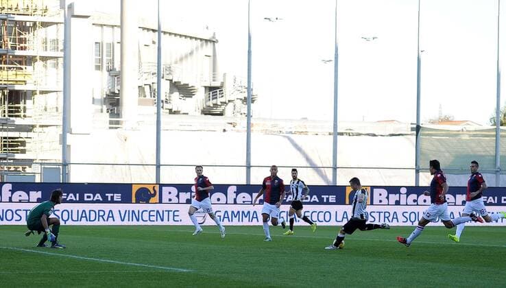 IPP20141102 Football - soccer: Serie A, Udinese Calcio, Antonio Di Natale segna il gol dell 1-0 xHOCHxZWEIx xItalyxPhotoxPressx 