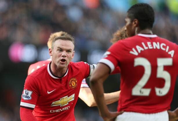 Wayne Rooney of Manchester United shouts at Luis Antonio Valencia of Manchester United - Barclays Premier League - Manchester City vs Manchester Utd - Etihad Stadium - Manchester - England - 2nd November 2014 - Picture David Klein Sportimage EDITORIAL USE ONLY. No use with unauthorised audio, video, data, fixture lists, club league logos or live services. Online in-match use limited to 120 images, no video emulation. No use in betting, games or single club league player publications.