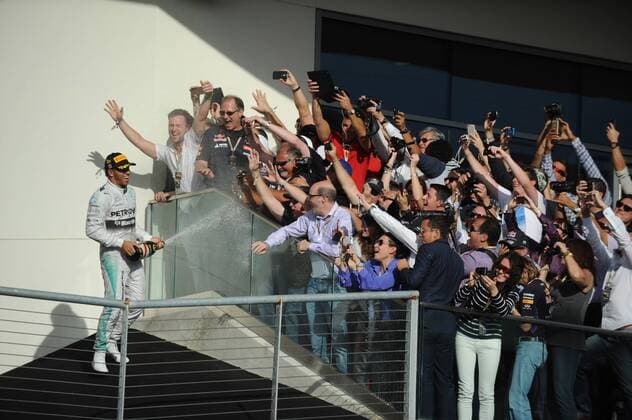 02.11.2014 - Race, 1st position Lewis Hamilton (GBR) Mercedes AMG F1 W05 United States Grand Prix, Austin 30 October - 2 November 2014 