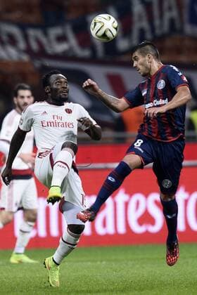 Aktuell Fussball, Italien, AC Mailand gewinnt Trofeo Berlusconi Db Milano 05 11 2014 - trofeo Berlusconi AC Mailand vs CA San Lorenzo de Almagro: Michael Essien-Enzo Kalinski 