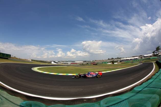 07.11.2014 - Free Practice 2, Daniel Ricciardo (AUS) Red Bull Racing RB10 Brazilian Grand Prix, Interlagos 6 - 9 November 2014 