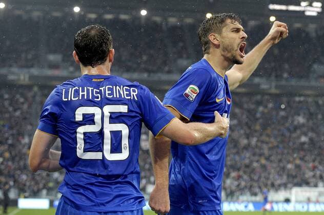 Aktuell Fussball, Italien, Serie A, Juventus Turin - FC Parma esultanza Fernando Llorente e Stephan Lichtsteiner Juventus dopo gol, goal celebration Torino 09-11-2014, Juventus Stadium, Football Calcio 2014 2015 Serie A, Juventus - Parma, Foto Filippo Alfero Insidefoto filippoxalfero