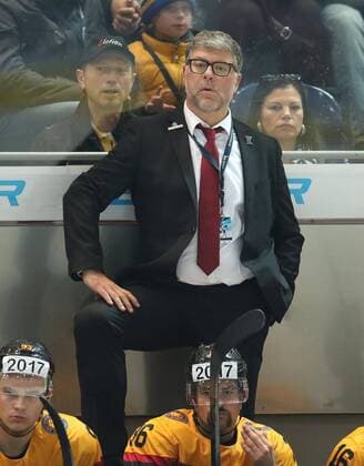 Bundestrainer Pat CORTINA, DEB Cheftrainer , Trainer, Eishockey Deutschland Cup Finale Deutschland - Kanada , München, am 09.11.2014