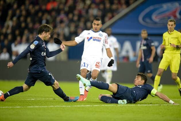 Maxwell (PSG) Thiago Silva (PSG) vs PAYET Dimitri (OM) FOOTBALL : PSG vs OM - Ligue 1 - 09 11 2014 JBAutissier Panoramic 