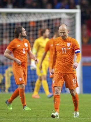 (L-R) Daley Blind of Holland, goalkeeper Tim Krul of Holland Arjen Robben of Holland during the International friendly match between Netherlands and Mexico on November 12, 2014 at the Amsterdam Arena in Amsterdam, The Netherlands. Netherlands v Mexico International Friendly 2014 2015 xVIxxIVx 3268710