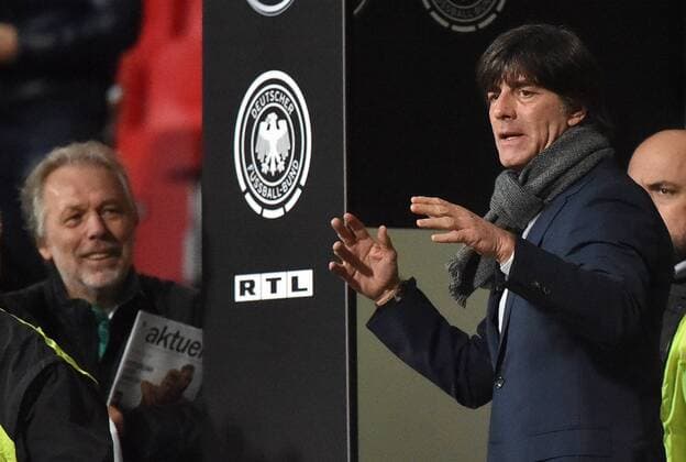 14.11.2014, xjhx, Fussball EM Qualifikation, Deutschland - Gibraltar, v.l. Trainer Joachim JOGI Loew (Deutsche Fussball Nationalmannschaft DFB)