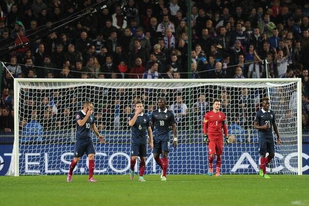 Mapou Yanga Mbiwa (France) Karim Benzema (France) Hugo Lloris (France) Yohan Cabaye (France) Moussa Sissoko (France) DECEPTION FOOTBALL : France vs Albanie - Match amical - 14 11 2014 N.LeGouic FEP Panoramic 