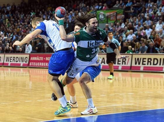 15.11.2014, xjhx, Handball HBL, HSG Wetzlar - Bergischer HC, v.l. Maximilian Weiss (Bergischer HC), Maximilian Hermann (Bergischer HC), Ivano Balic (HSG Wetzlar)