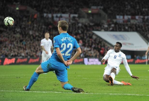 EURO 2016 QUALIFIER: ENGLAND V SLOVENIA. 15.11.2014. Danny Welbeck scores goal 2-1 