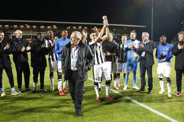 Jean Francois Fortin ( President SM Caen) et Faycal Fajr (SM Caen trophee meilleur passeur ) SOCCER : FCO Dijon vs SM Caen - League 2 - 05 16 2014 GwendolineLeGoff 