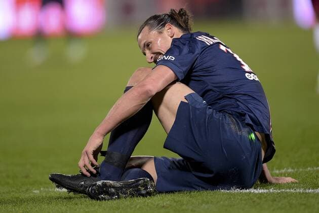Zlatan Ibrahimovic (PSG) FOOTBALL : FC Metz vs PSG - L1 - 21 11 2014 JBAutissier Panoramic 