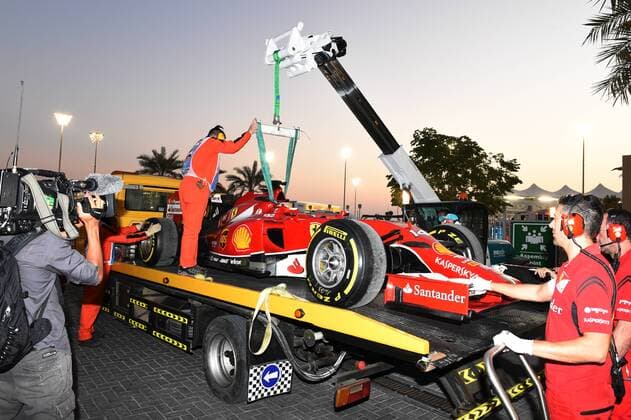 Second free practice session of the Abu Dhabi F1 GP at the Yas Marina circuit. In this picture, Fernando Alonso car. xRUBIOx  RV RACING PRESS