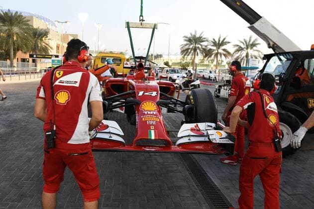Second free practice session of the Abu Dhabi F1 GP at the Yas Marina circuit. In this picture, Fernando Alonso car. xRUBIOx  RV RACING PRESS