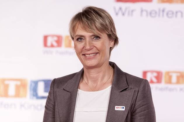 Jutta Kleinschmidt beim 19. RTL-Spendenmarathon am 21.11.2014 in Hürth. 19. RTL-Spendenmarathon in Hürth