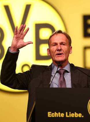 Sonntag 23.11.2014, Saison 2014 2015, 1. Bundesliga, Jahreshauptversammlung des BVB Borussia Dortmund e.V. in den Dortmunder Westfalenhallen, Hans-Joachim Watzke (BVB, Vorsitzender der Geschäftsführung) spricht zum Plenum