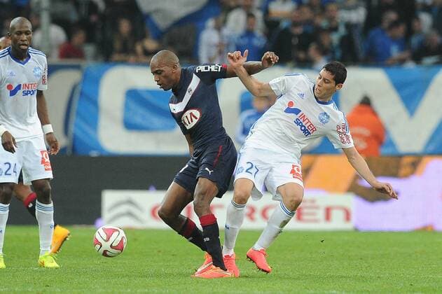 Abdelaziz Barrada (Marseille) Nicolas Maurice Belay (Bordeaux) FOOTBALL : Marseille vs Bordeaux - Ligue 1 - 23 11 2014 N.LeGouic FEP Panoramic 
