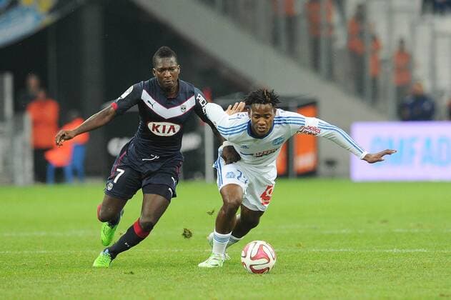 Michy Batshuayi (Marseille) Abdou Traore (Bordeaux) FOOTBALL : Marseille vs Bordeaux - Ligue 1 - 23 11 2014 N.LeGouic FEP Panoramic 