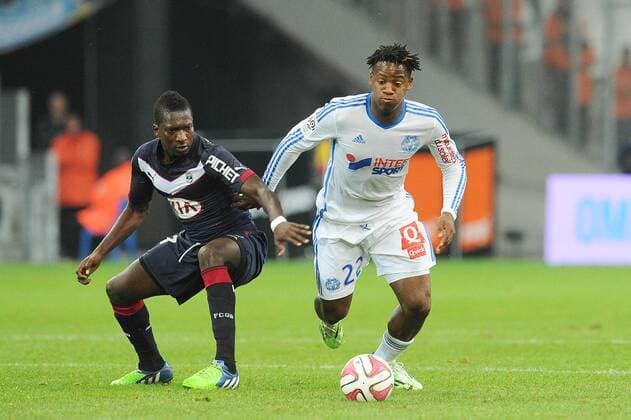 Michy Batshuayi (Marseille) Abdou Traore (Bordeaux) FOOTBALL : Marseille vs Bordeaux - Ligue 1 - 23 11 2014 N.LeGouic FEP Panoramic 