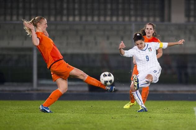 Stefanie van der Gragt (NED), Patrizia Panico (ITA), NOVEMBER 27, 2014 - Football Soccer : FIFA Women s World Cup Qualifying 2014 UEFA play-off 2nd leg match between Italy 1-2 Netherlands at Stadio Marc Antonio Bentegodi in Verona, Italy.  (ptmb067269)