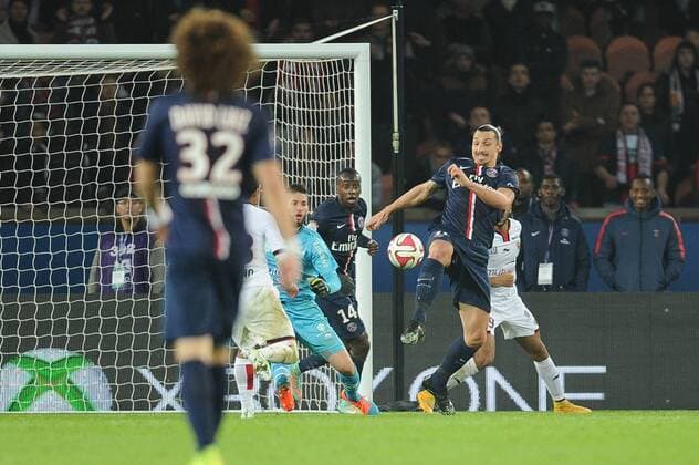 ZLATAN IBRAHIMOVIC - BLAISE MATUIDI FOOTBALL : Paris SG vs Nice - Ligue 1 - 29 11 2014 FEP Panoramic 