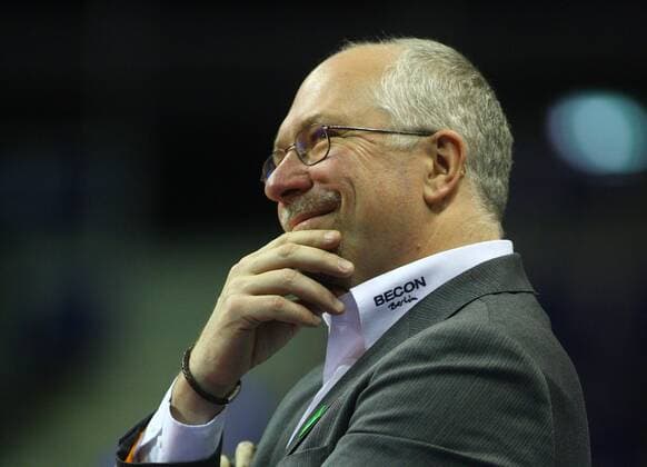 Berlin, Deutschland, 29.11.2014: Volleyball Bundesliga 2014 2015 - BR Volleys - SVG Lueneburg. Trainer Mark Lebedew (BR Volleys) lacht