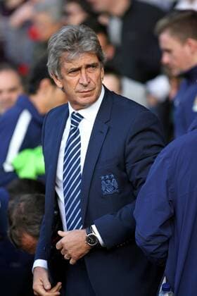 Aktuell Fußball, England, FC Southampton - Manchester City Football - 2014 2015 Premier League - Southampton vs. Manchester City Manchester City Manager Manuel Pellegrini at St Mary s Stadium Southampton Colorsport Shaun Boggust 