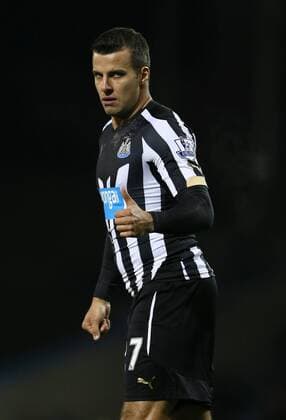 Thumbs up from Steven Taylor of Newcastle United - Barclays Premier League - Burnley vs Newcastle Utd - Turf Moor Stadium - England - 2nd December 2014 - EDITORIAL USE ONLY. No use with unauthorised audio, video, data, fixture lists, club league logos or live services. Online in-match use limited to 120 images, no video emulation. No use in betting, games or single club league player publications.