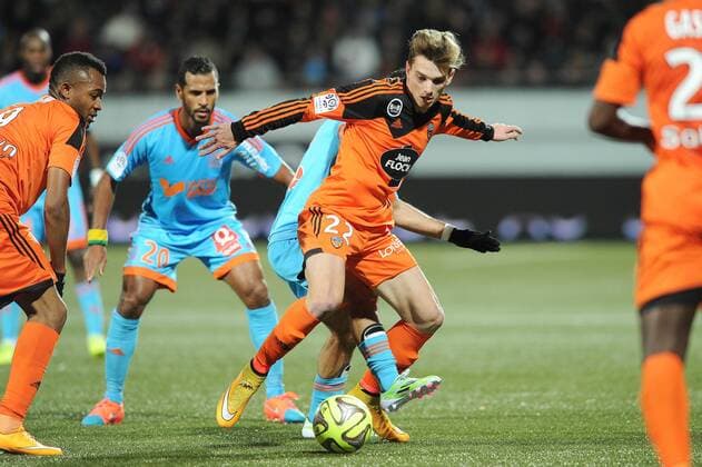 Benjamin Jeannot (Lorient) Jeremy Morel (Marseille) FOOTBALL : Lorient vs Marseille - Ligue 1 - 02 12 2014 N.LeGouic FEP Panoramic 