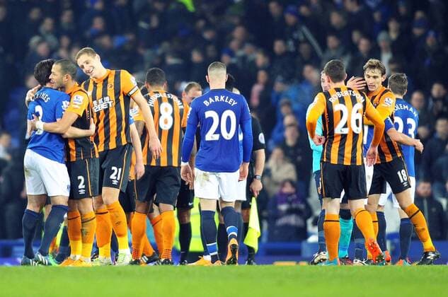 03.12.2014. Liverpool, England. Premier League. Everton versus Hull. The players shake hands at the end of the game xPaulxKeevilx  ActionPlus11580788