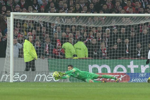 Salvatore Sirigu (PSG) Lille OSC (LOSC) - Paris St. Germain (PSG) - Ligue 1 - 03 12 2014 N.LeGouic FEPx 