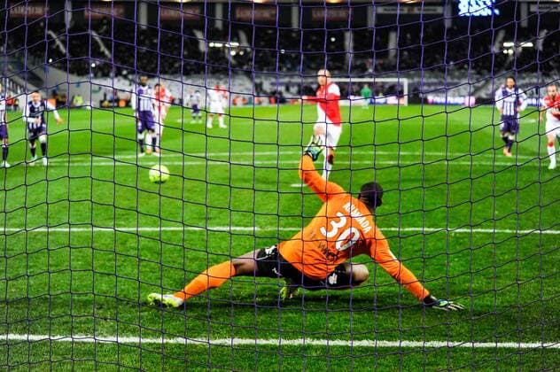 Penalty reussi Dimitar Berbatov (asm) FOOTBALL : Toulouse vs Monaco - 17eme journee de L1 - 05 12 2014 ThierryBreton Panoramic 