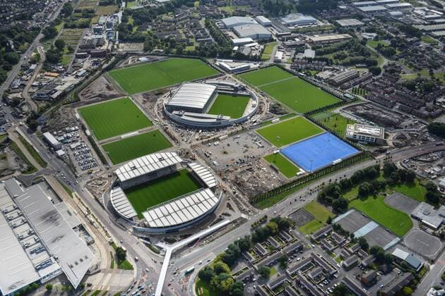 Aktuell Fußball, England, Premier League, Manchester City eröffnet Fußball-Akademie Aerial view of the newly opened City Football Academy - Launch of the the City Football Academy - Etihad Campus - Manchester - England - 8th December 2014 - Picture Pool Sportimage EDITORIAL USE ONLY. No use with unauthorised audio, video, data, fixture lists, club league logos or live services. Online in-match use limited to 120 images, no video emulation. No use in betting, games or single club league player publications.