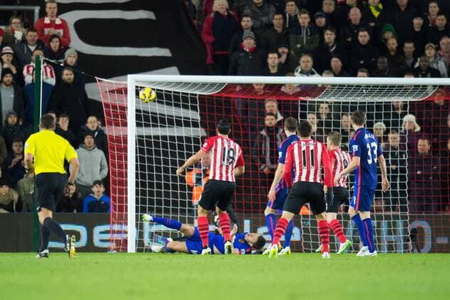 Aktuell FuÃŸball, England, Premier League, FC Southampton - Manchester United 08.12.2014. Southampton, England. Premier League. Southampton versus Manchester United ManU Graziano Pelle scores for Southampton to make it 1-1. xMikexFrenchx  ActionPlus11581823