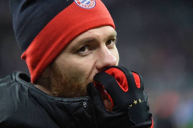 10.12.2014, xjhx, Fussball Champions League, FC Bayern Muenchen - ZSKA Moskau, v.l. Xabi Alonso (FC Bayern Muenchen)