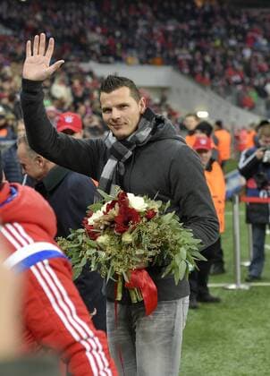 10.12.2014, Fussball Champions League 2014 2015, Vorrunde, 6.Spieltag, FC Bayern München - ZSKA Moskau, in der Allianzarena München. Verabschiedung von Daniel van Buyten. 