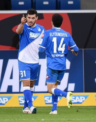 Fussball 1. Bundesliga Saison 2014 2015 15. Spieltag in Sinzheim TSG 1899 Hoffenheim - Eintracht Frankfurt 12.12.2014 Jubel TSG 1899 Hoffenheim; Torschuetze zum 1-0 Kevin Volland (li) und Tarik Elyounoussi 