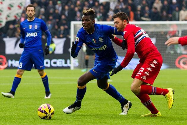 Aktuell Fußball, Italien - Serie A, Juventus Turin - Sampdoria Genua Dec. 14, 2014 - Turin, Italy - Juventus midfielder Paul Pogba (6) vies with Sampdoria midfielder Luca Rizzo (22) during the Serie A football match n.15 JUVENTUS - SAMPDORIA on 14 12 14 at the Juventus Stadium in Turin, Italy. Soccer, Serie A: Juventus v Sampdoria  - ZUMAn230
