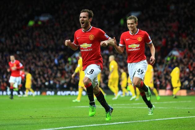 Aktuell Fußball, England, Premier League, Manchester United - FC Liver Juan Mata of Manchester United ManU celebrates scoring his sides second goal - Manchester United vs. Liverpool - Barclay s Premier League - Old Trafford - Manchester - 14 12 2014 Pic Philip Oldham Sportimage EDITORIAL USE ONLY. No use with unauthorised audio, video, data, fixture lists, club league logos or live services. Online in-match use limited to 120 images, no video emulation. No use in betting, games or single club league player publications.