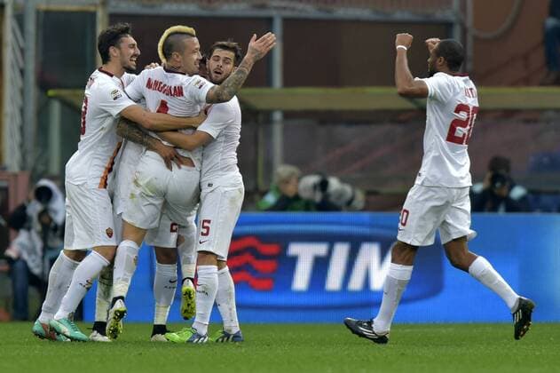 Aktuell Fußball, Italien, Serie A, CFC Genua - AS Rom IPP20141214 Football - soccer: Serie A, CFC Genua 1893 FC - AS Rom, radja nainggolan 0-1 xHOCHxZWEIx xItalyxPhotoxPressx 