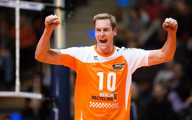 Berlin, Deutschland, 18.12.2014: Volleyball CEV Champions League Saison 2014 2015 - BR Volleys - Asseco Resovia Rzeszow. Sebastian Kühner Kuehner (BR Volleys 10) jubelt